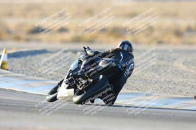 media/Jan-11-2025-CVMA (Sat) [[ddeb3f563a]]/Race 14-500-350 Supersport/